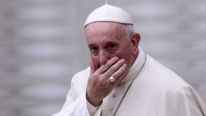El Papa no dirá la misa del Año Nuevo, padece ciática