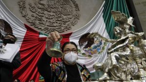 Dulce María Sauri pide a AMLO que use cubrebocas como regalo de navidad a os mexicanos