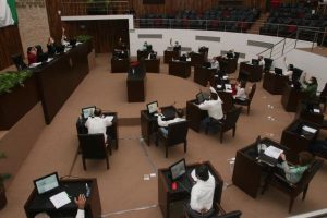Diputados de Morena traicionan a los yucatecos al votar contra el presupuesto 2021