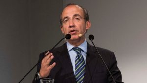 El expresidente Felipe Calderón tiene Covid-19