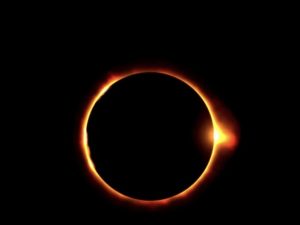 Un eclipse solar, como anillo de fuego, se podrá ver este mes