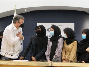 México recibe a las primeras refugiadas de Afganistán