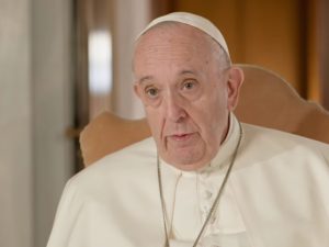 Papa Francisco protagoniza documental de Netflix; “Es importante que los jóvenes hablen con los viejos”