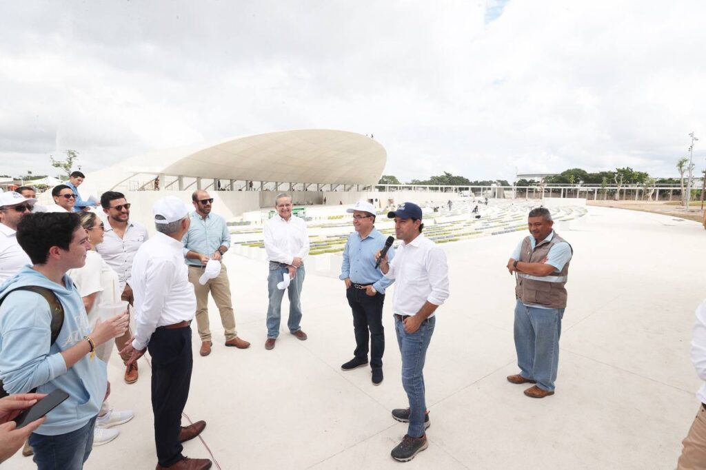 Junto con empresarios yucatecos, el Gobernador Mauricio Vila Dosal constata que el Gran Parque La Plancha ya es el mejor del país