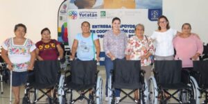 Izamal, Tunkás, Hoctún y Dzoncauich reciben apoyos de la Beneficencia Pública