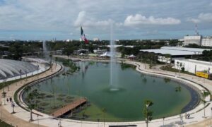 Vila Dosal y López Obrador inauguran el Gran Parque “La Plancha”