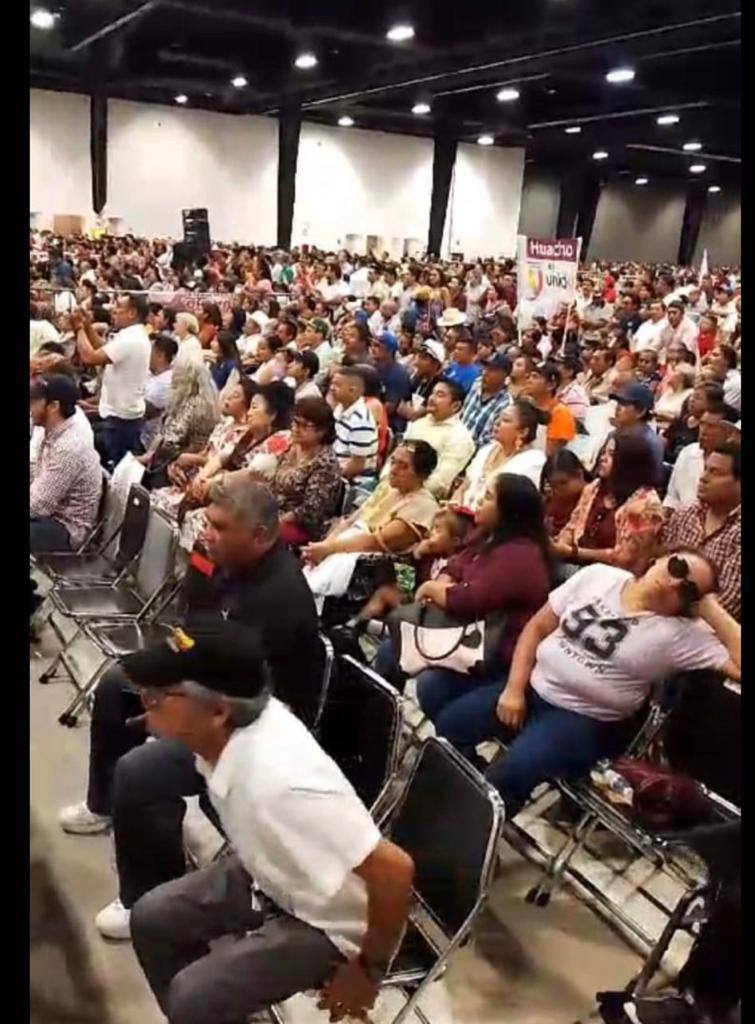 Usan del acarreo para llenar el evento de arranque de precampaña de Sheinbaum y Huacho Díaz