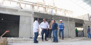 Julián Zacarías supervisa avances en la construcción de la próxima “Arena Progreso