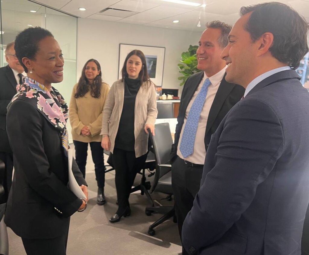 El Gobernador Mauricio Vila Dosal y Amazon acuerdan fortalecer la presencia de esa empresa en Yucatán con más inversiones y generación de empleos