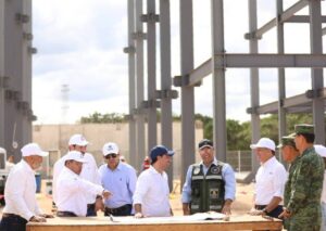 El Gobernador Vila Dosal visita las obras del nuevo Hospital General “Dr. Agustín O’Horán”