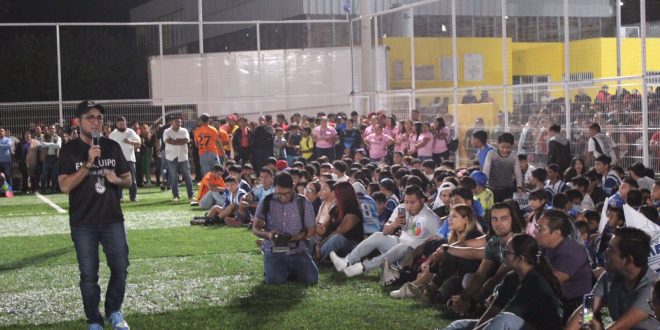 Se cumplió: inauguran primera cancha de pasto sintético de fut 7 en Umán