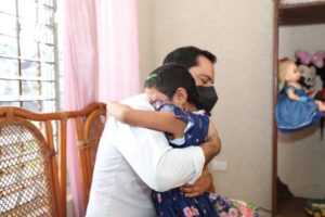 Con la entrega de más y mejores apoyos sociales, se construye una historia de cambio para quienes más lo necesitan en Yucatán