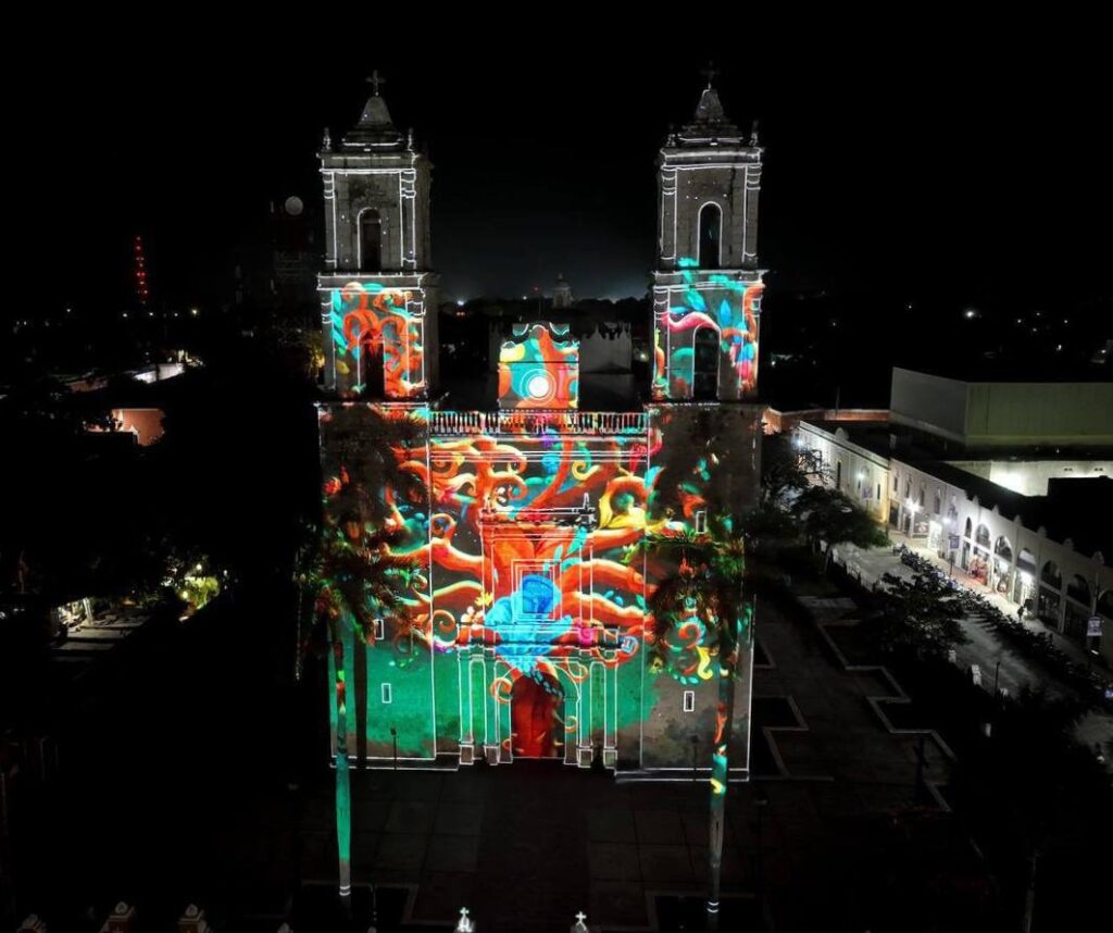 Inaugura Vila Dosal el espectáculo de luz y sonido en la Iglesia de San Servacio en Valladolid