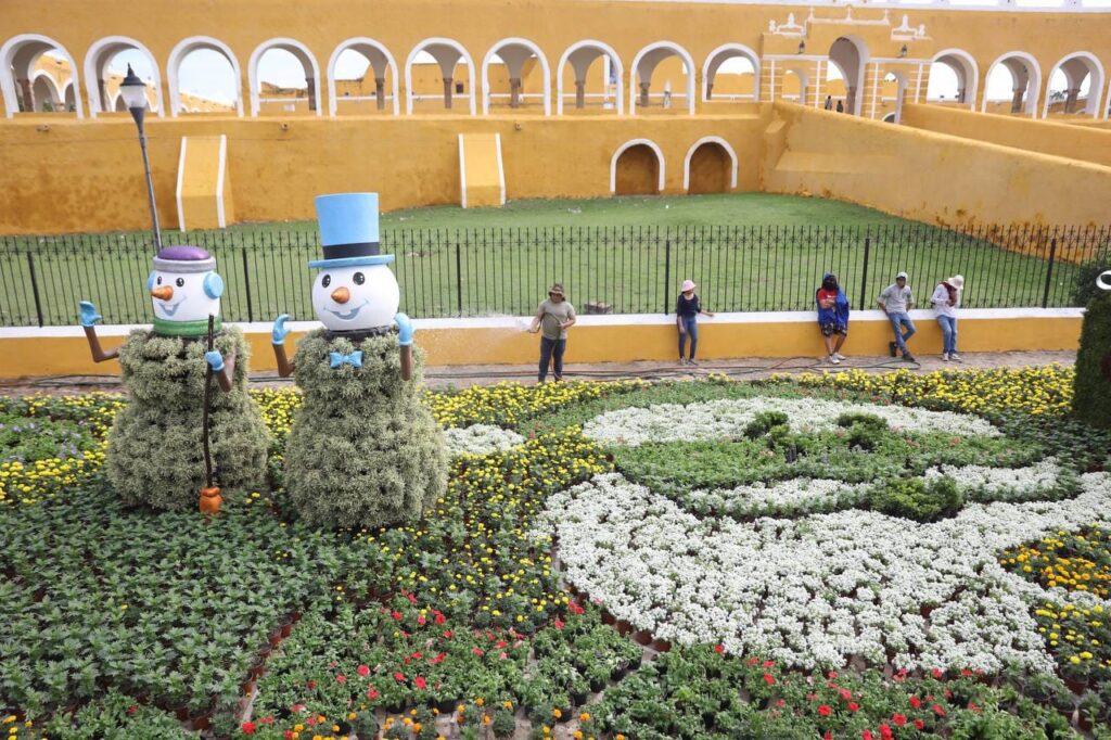 Más de 408 mil yucatecos disfrutaron del Paseo Navideño de las Flores
