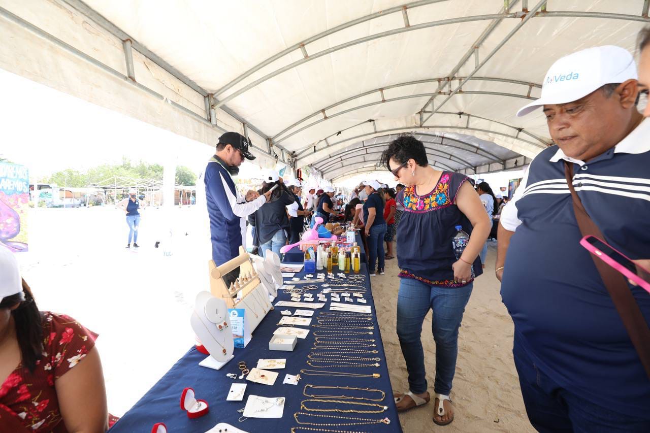 Arranca el Festival de la Veda en Celestún con grandes oportunidades para las y los pescadores de este puerto
