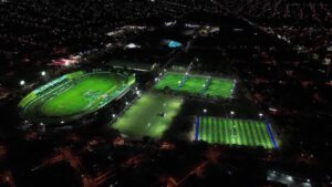 Entrega Vila Dosal la modernización de las canchas de futbol del Complejo Deportivo Kukulcán