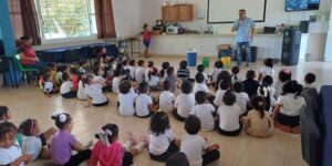 Con dinámicas amenas, niñas y niños aprenden a cuidar el medio ambiente en Progreso