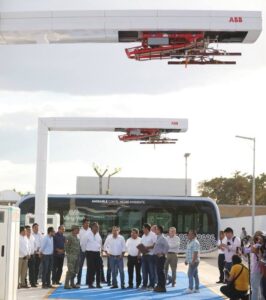 Vila Dosal entregó los Cetram Canek y La Plancha para transbordar rutas y tipos de transportes