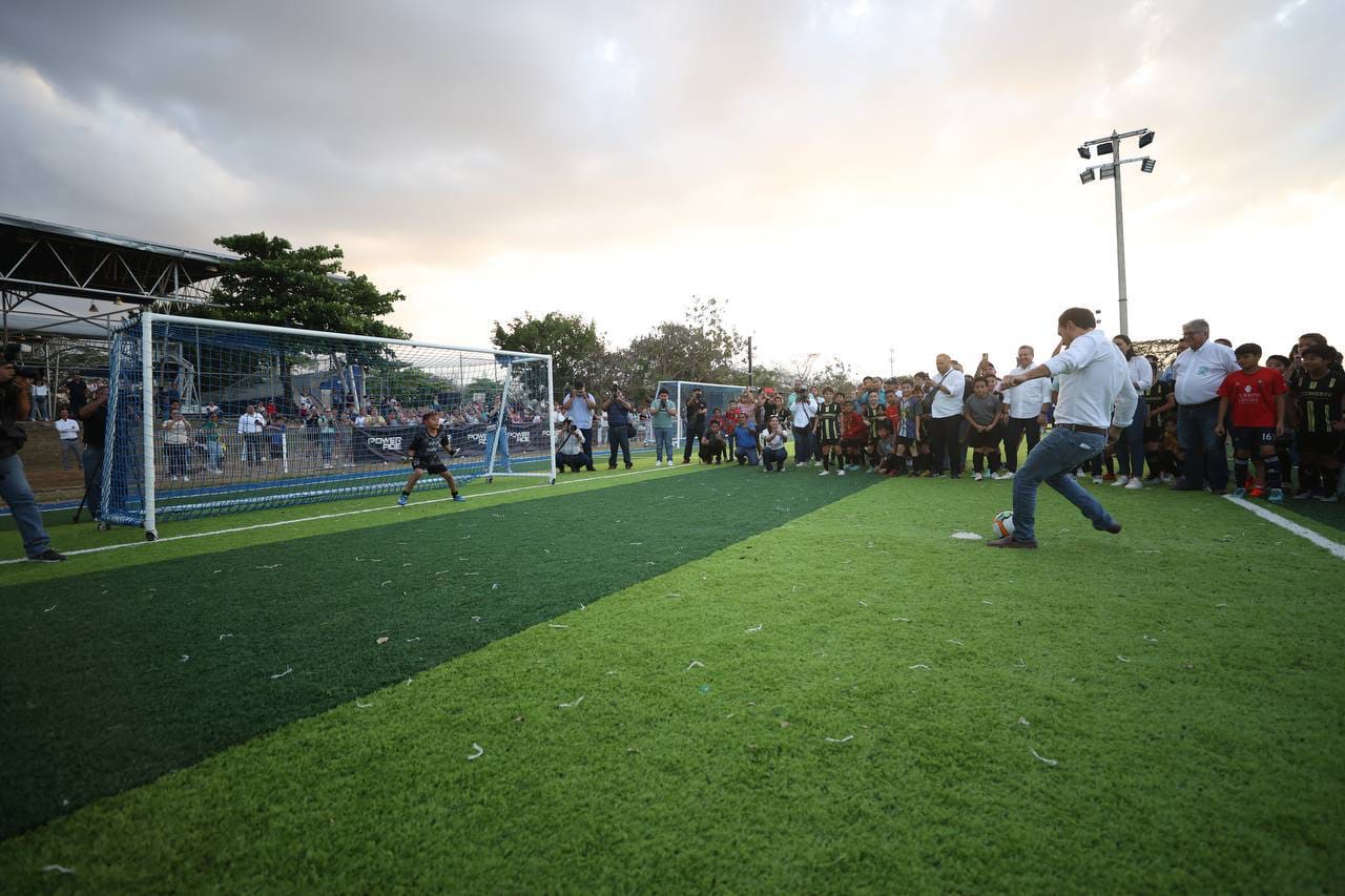 Inaugura Vila Dosal la primera edición de la Super Liga Gobernador 2024