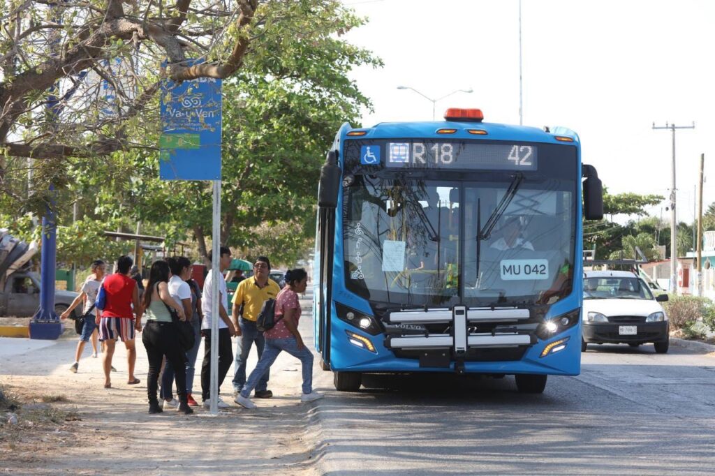 Usuarios del transporte en el sur de Mérida se benefician con la nueva ruta Centro-42 Sur-Cielo Alto del Sistema “Va y Ven”