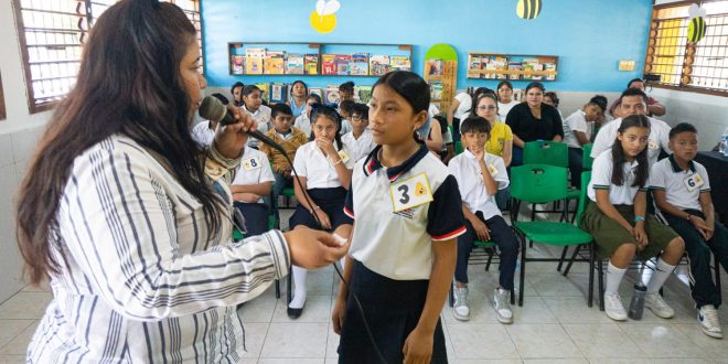 Ponen a prueba sus habilidades para deletrear en inglés