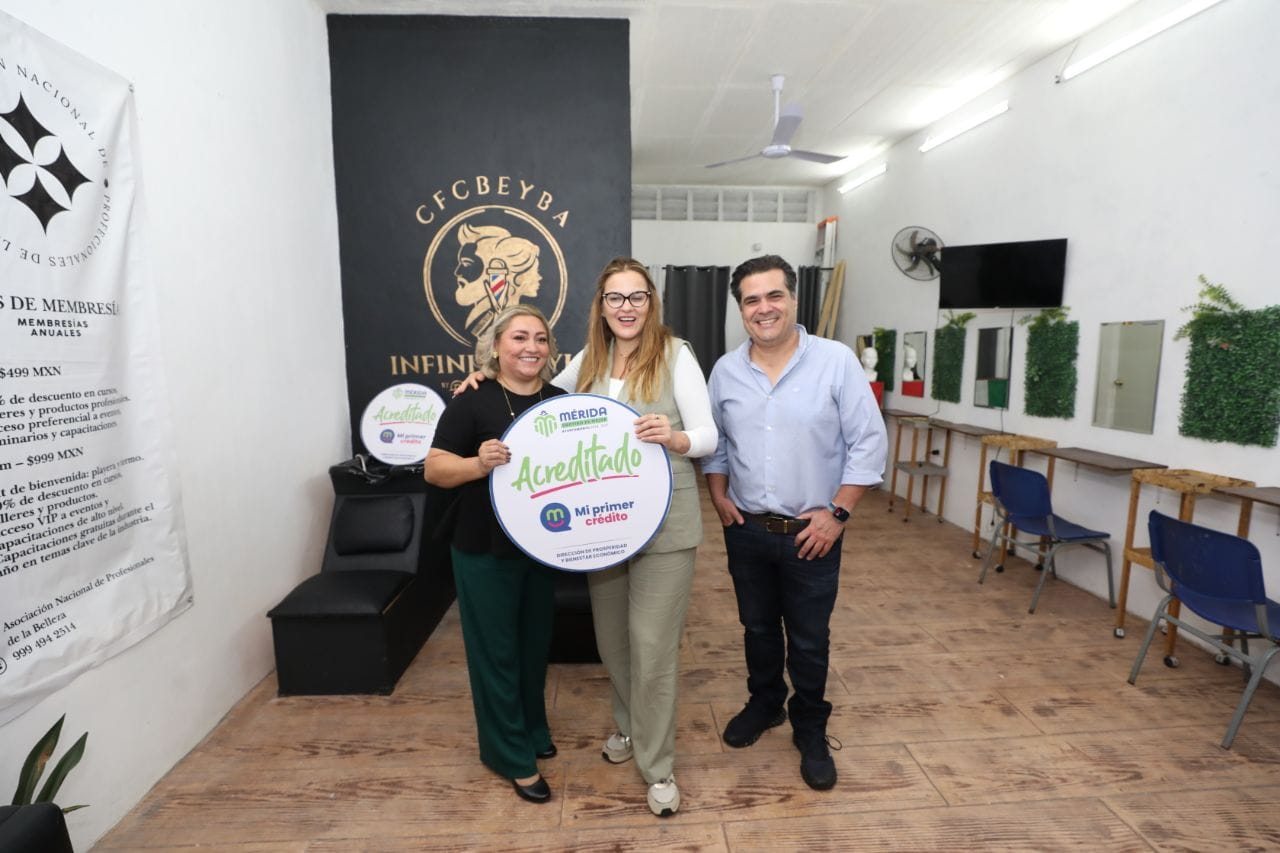 Las mujeres meridanas cuentan con el Ayuntamiento para emprender y salir adelante: Cecilia Patrón