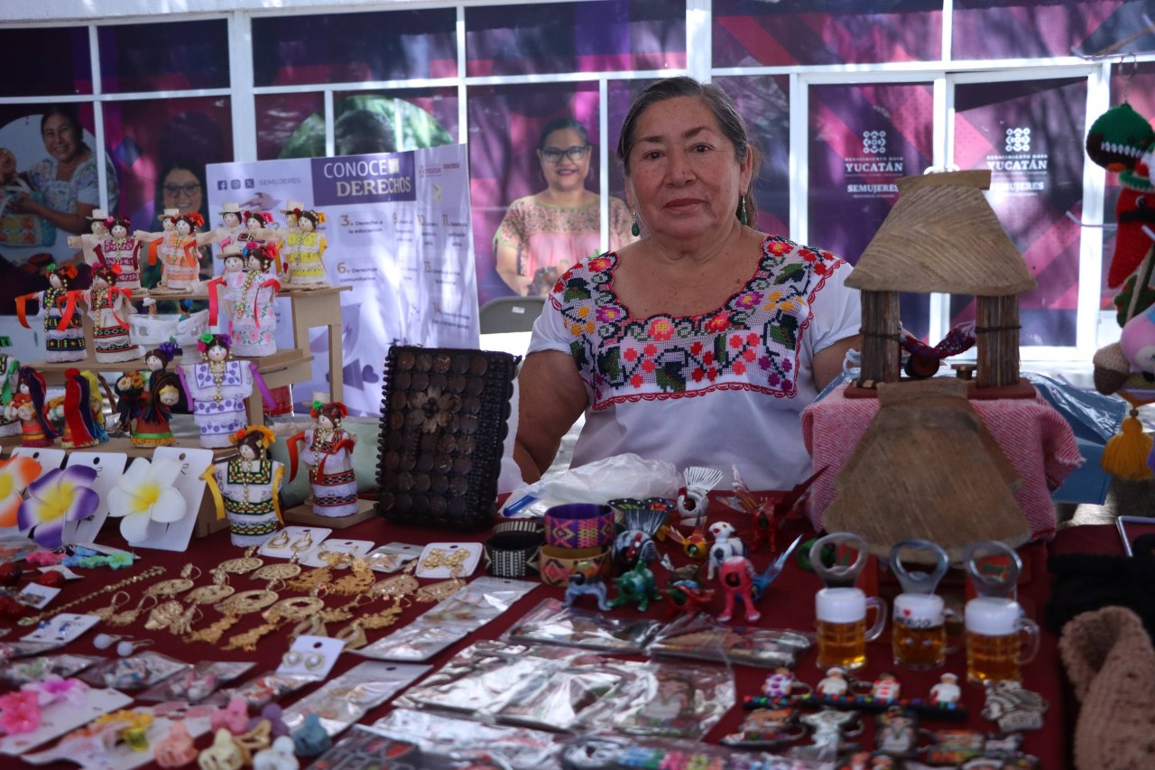 Historias de superación en la Feria Artesanal por los Derechos de las Mujeres