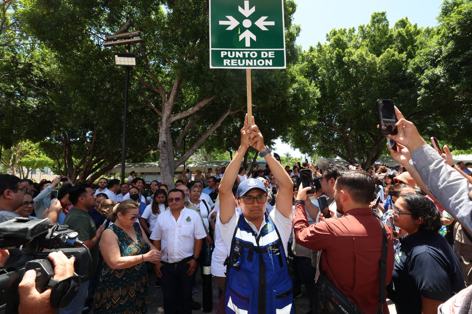 Mérida participa con éxito en el Primer Simulacro Nacional 2026: más de 2,700 personas evacuadas en el Centro Histórico