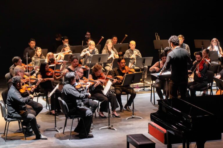 La UNAY celebra el Día de las Madres con concierto sinfónico