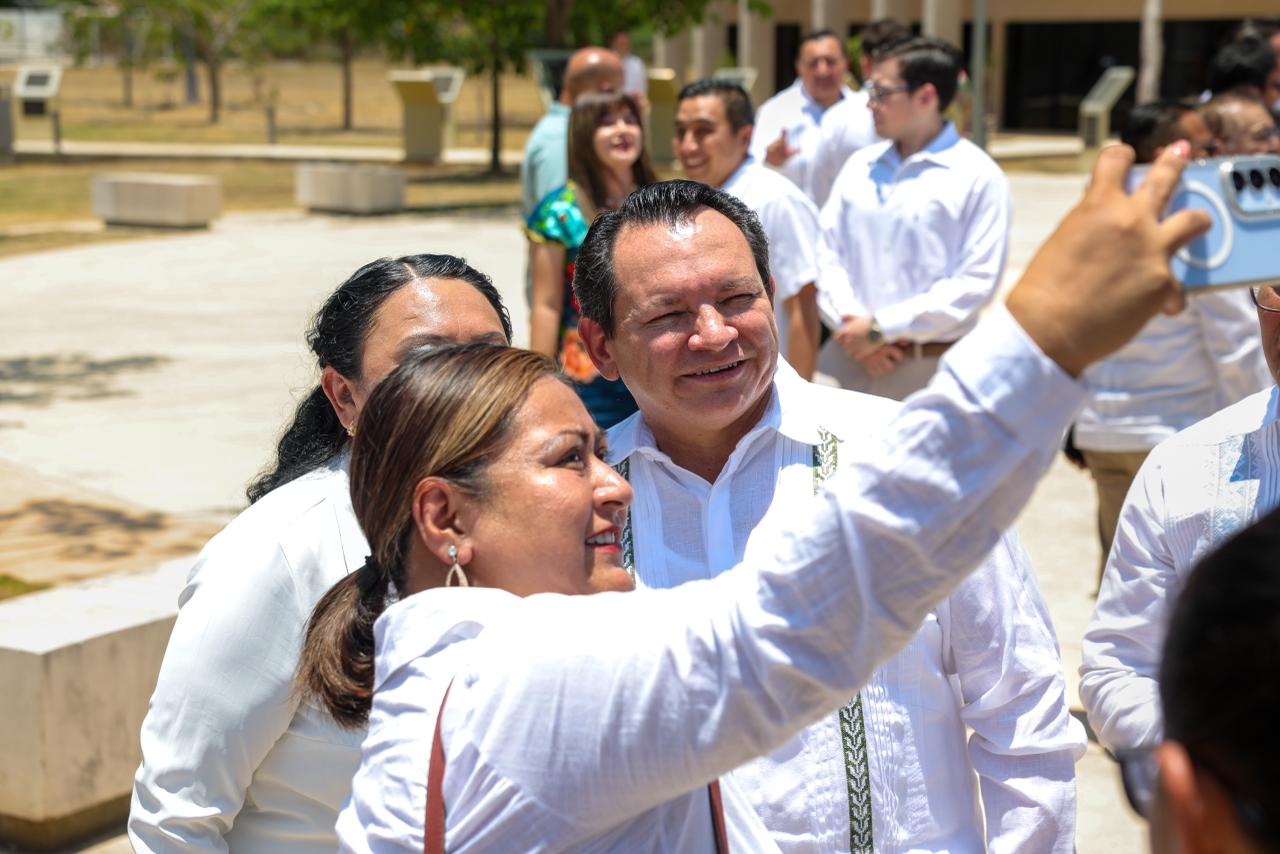 Magisterio yucateco recibirá nuevos apoyos laborales y tecnológicos