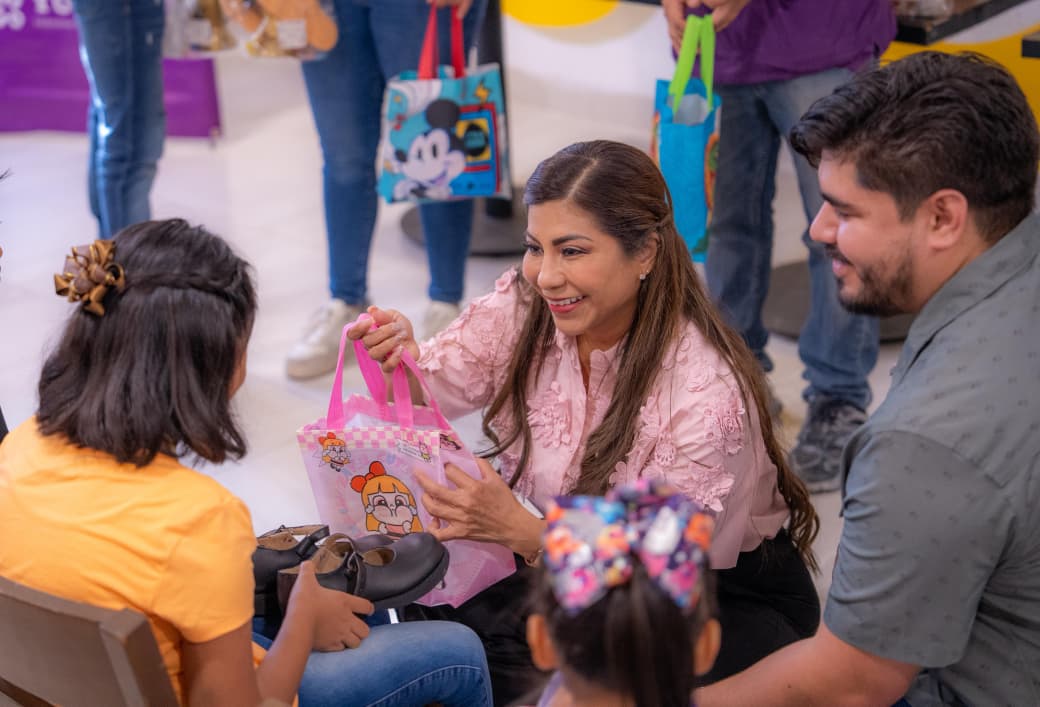 DIF Yucatán entrega apoyos ortésicos a niñas, niños y adolescentes de Casa Otoch