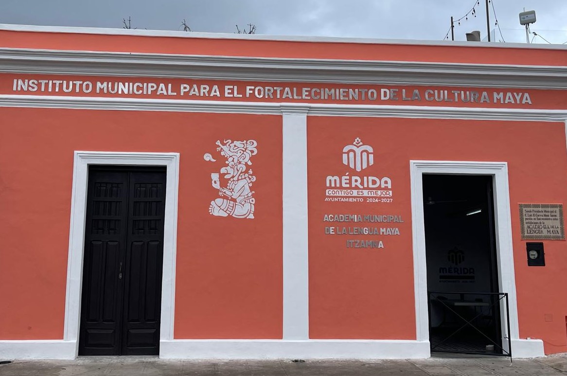 La Academia Municipal de la Lengua Maya “Itzamná” celebra 41 años de revitalizar el idioma materno