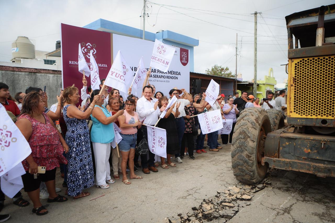 Gobernador Joaquín Díaz Mena pone fin a 40 años de rezago en calles de la Serapio Rendón