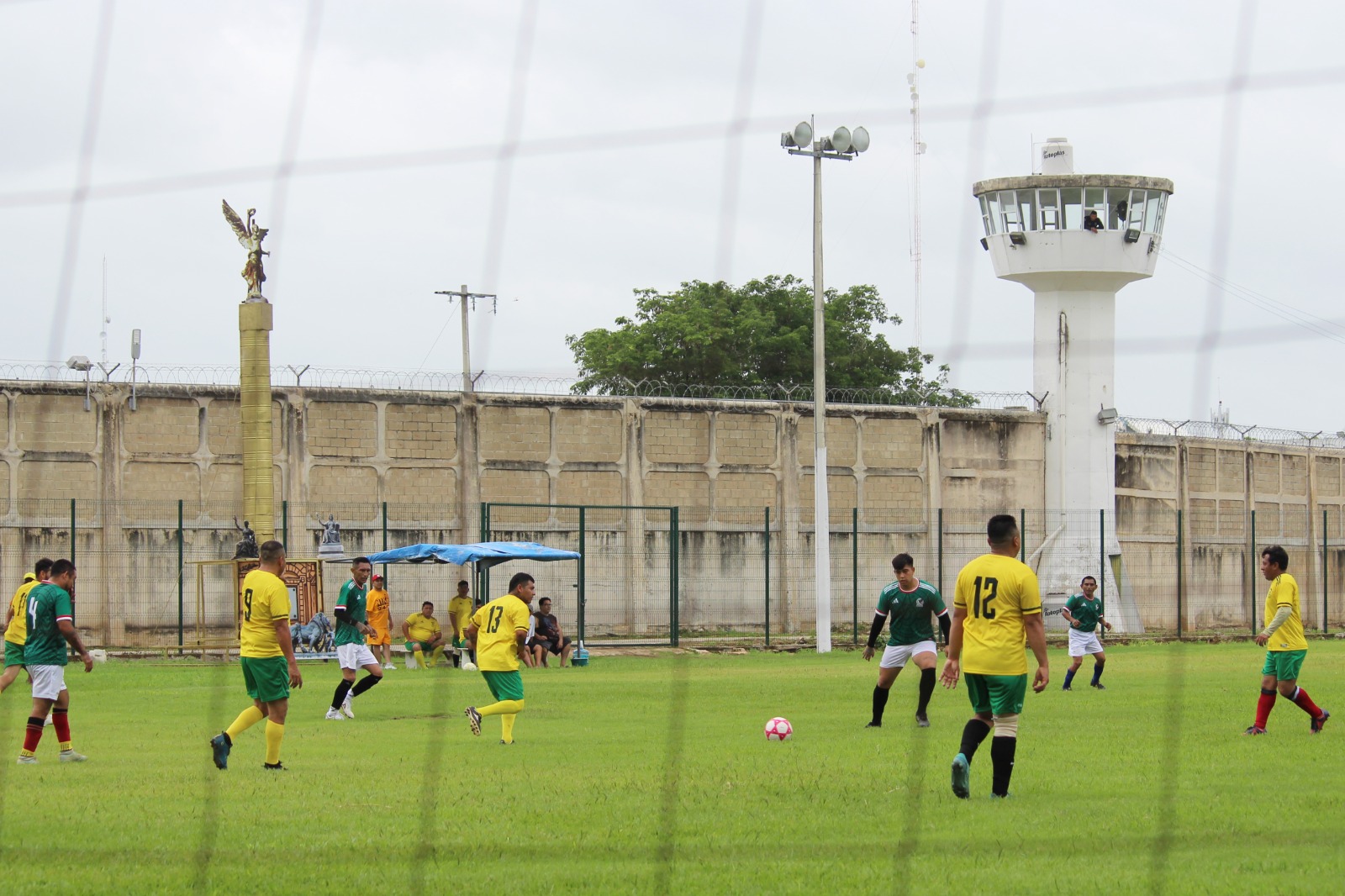 Avanza torneo mundialista en el Cereso de Mérida con participación de 48 equipos