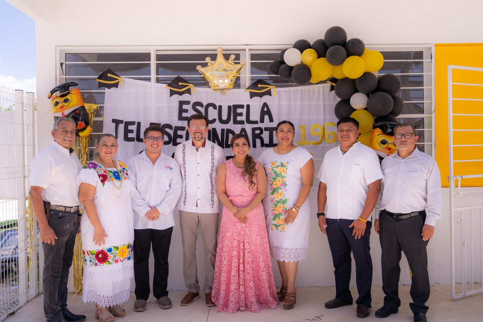 DIF Yucatán reconoce a seis adolescentes de Casa Otoch que concluyeron la secundaria