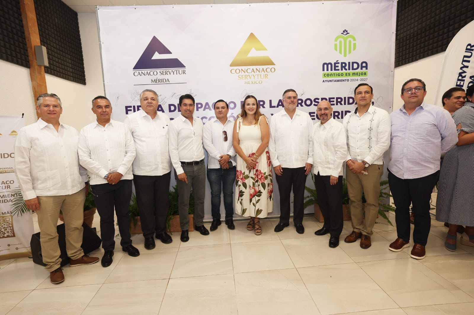 Refrenda Cecilia Patrón su compromiso por fortalecer la economía familiar y el crecimiento de los negocios familiares